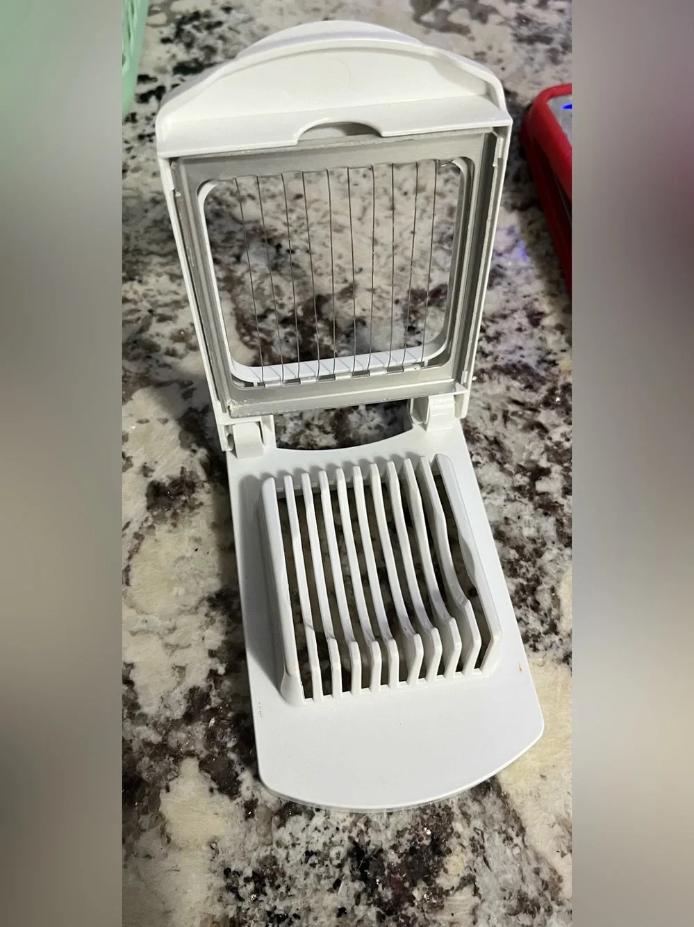 The Pampered Chef (5) different kitchen tools